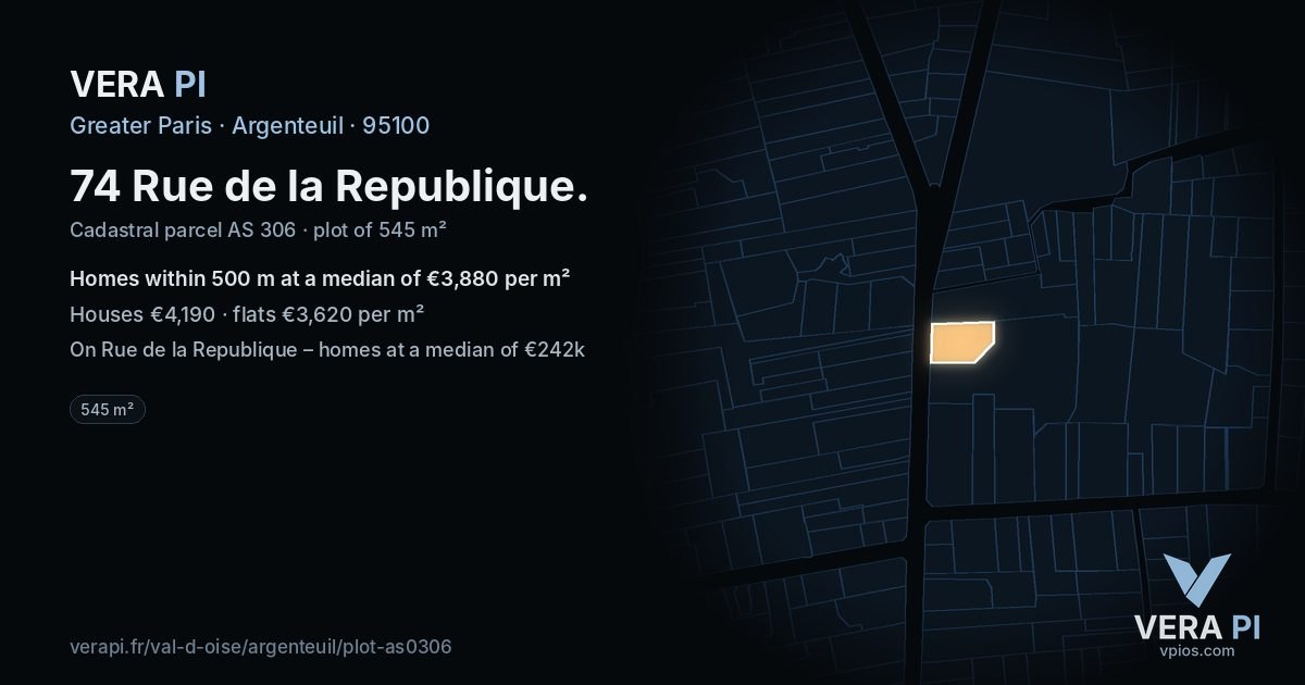 74 Rue de la Republique, Argenteuil at night – the plot lit, the parcels around coloured by the prices near them