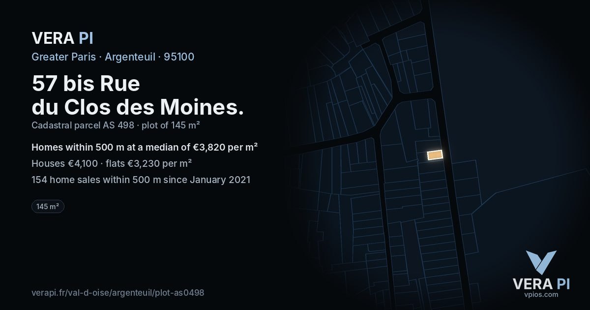 57 bis Rue du Clos des Moines, Argenteuil at night – the plot lit, the parcels around coloured by the prices near them