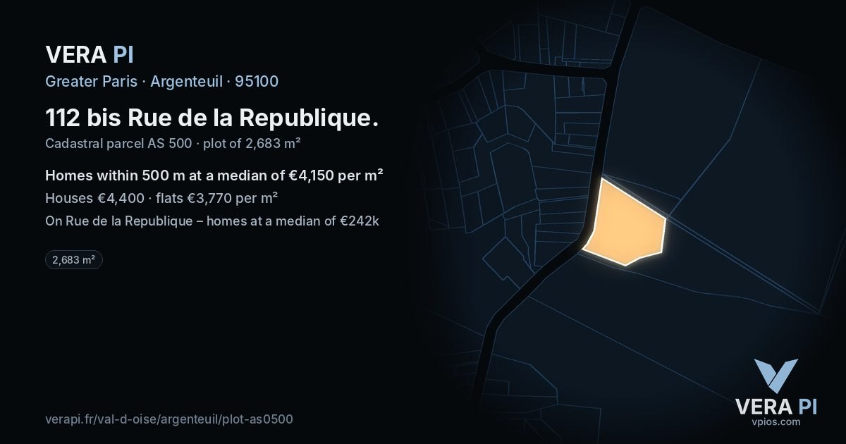 112 bis Rue de la Republique, Argenteuil at night – the plot lit, the parcels around coloured by the prices near them