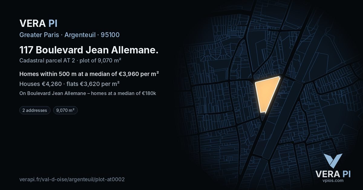 117 Boulevard Jean Allemane, Argenteuil at night – the plot lit, the parcels around coloured by the prices near them