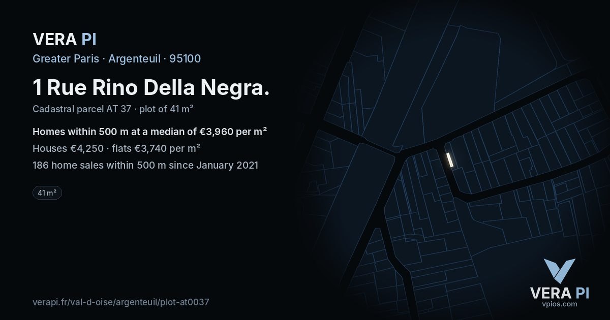 1 Rue Rino Della Negra, Argenteuil at night – the plot lit, the parcels around coloured by the prices near them
