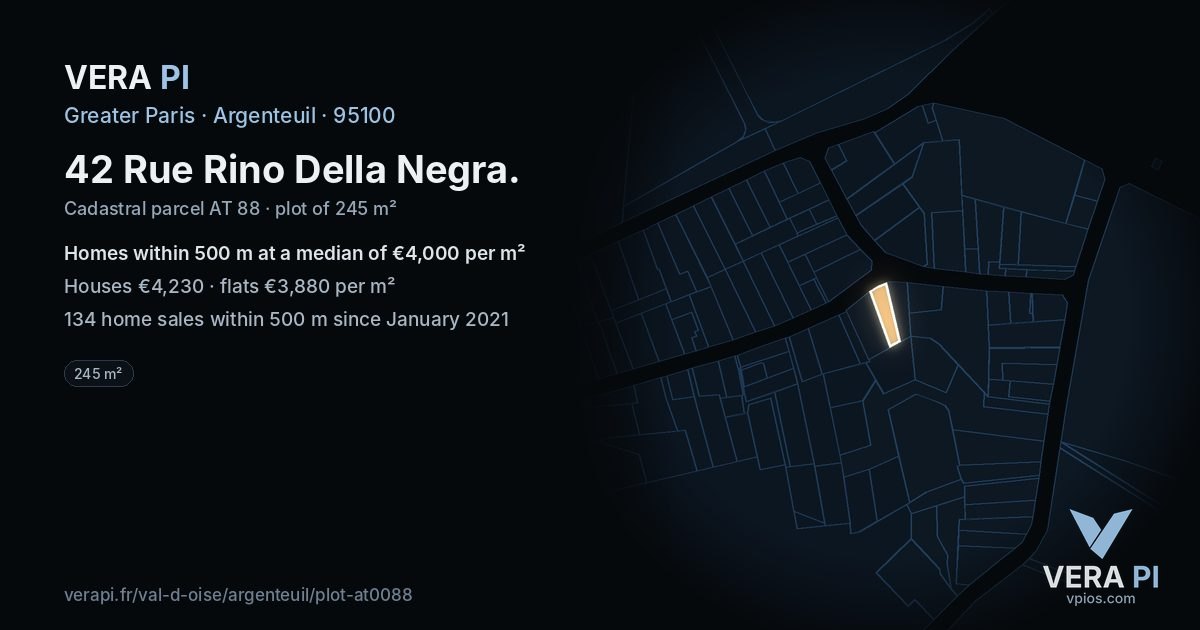 42 Rue Rino Della Negra, Argenteuil at night – the plot lit, the parcels around coloured by the prices near them