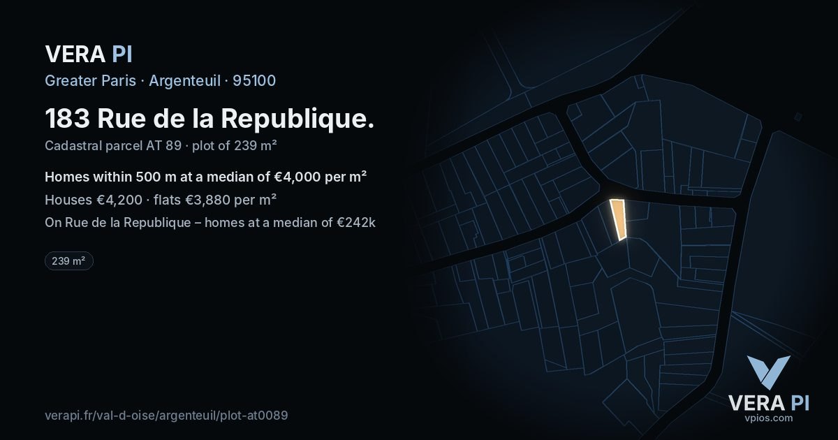 183 Rue de la Republique, Argenteuil at night – the plot lit, the parcels around coloured by the prices near them
