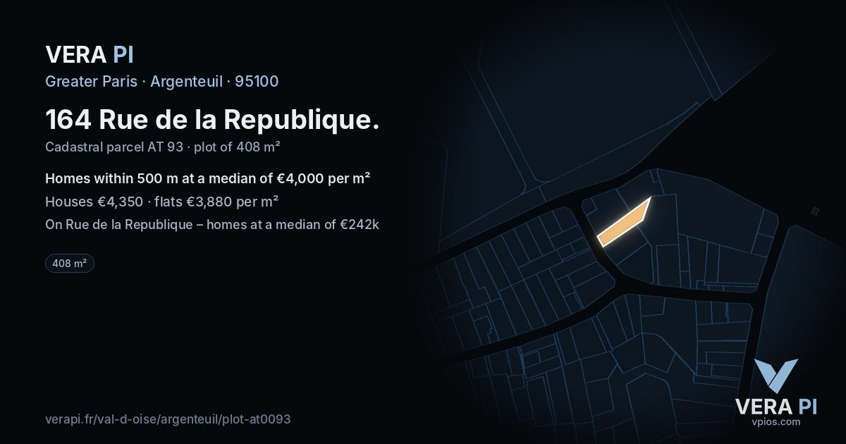 164 Rue de la Republique, Argenteuil at night – the plot lit, the parcels around coloured by the prices near them