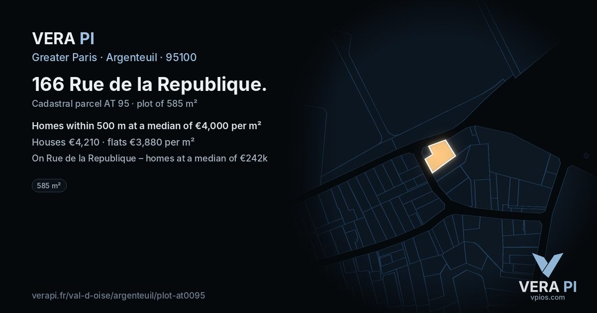 166 Rue de la Republique, Argenteuil at night – the plot lit, the parcels around coloured by the prices near them