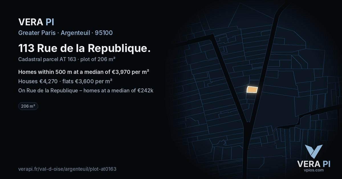 113 Rue de la Republique, Argenteuil at night – the plot lit, the parcels around coloured by the prices near them