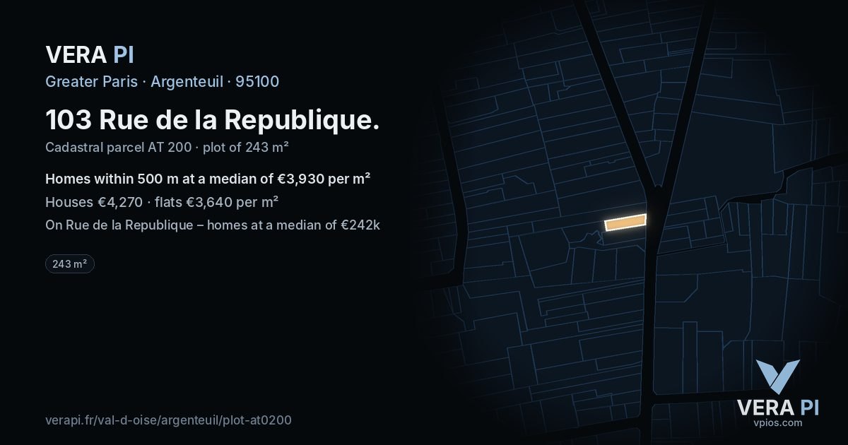 103 Rue de la Republique, Argenteuil at night – the plot lit, the parcels around coloured by the prices near them