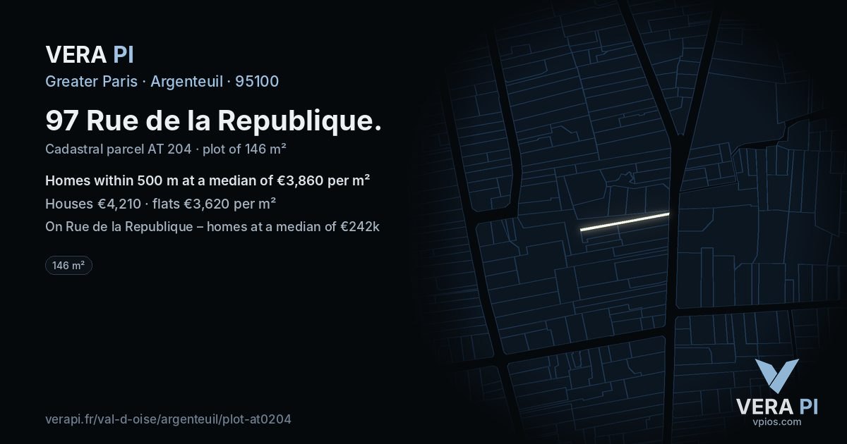 97 Rue de la Republique, Argenteuil at night – the plot lit, the parcels around coloured by the prices near them