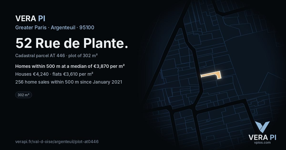 52 Rue de Plante, Argenteuil at night – the plot lit, the parcels around coloured by the prices near them