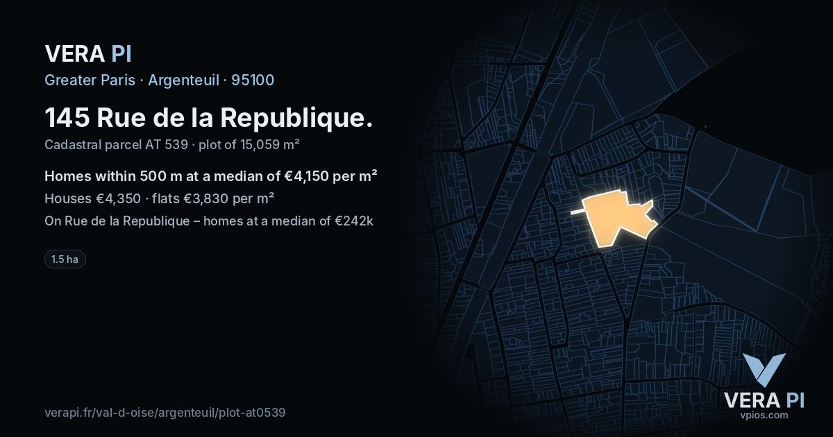 145 Rue de la Republique, Argenteuil at night – the plot lit, the parcels around coloured by the prices near them