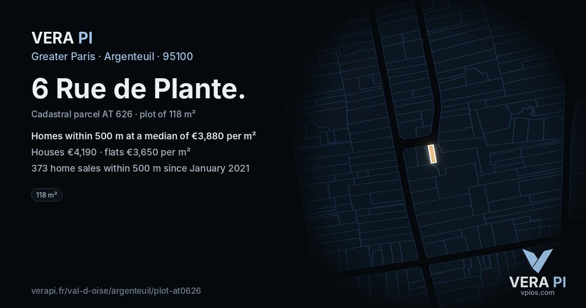 6 Rue de Plante, Argenteuil at night – the plot lit, the parcels around coloured by the prices near them