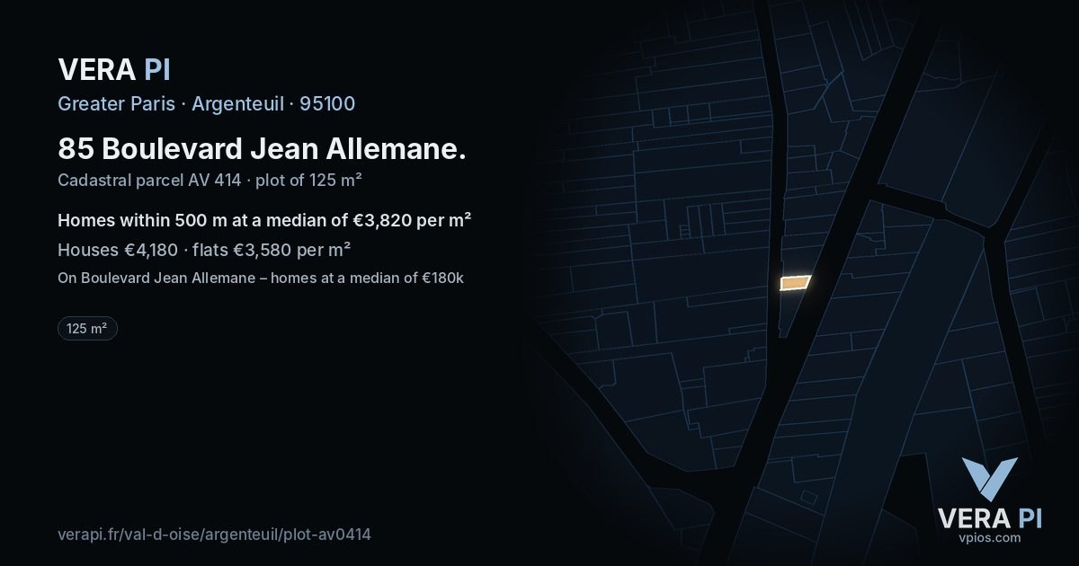 85 Boulevard Jean Allemane, Argenteuil at night – the plot lit, the parcels around coloured by the prices near them