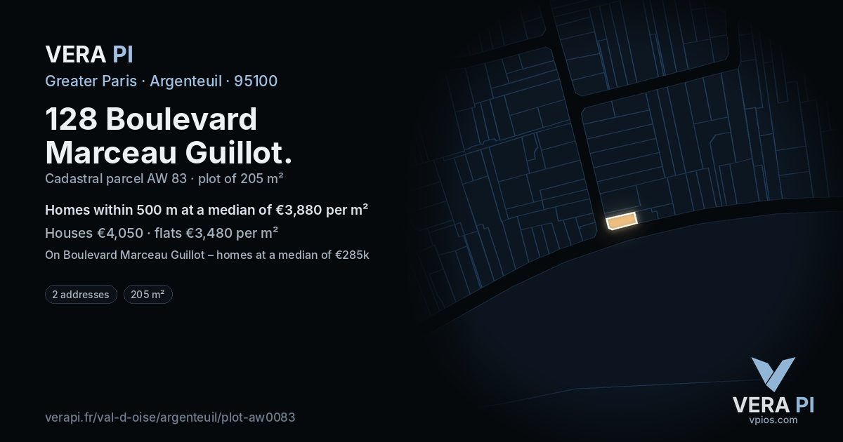 128 Boulevard Marceau Guillot, Argenteuil at night – the plot lit, the parcels around coloured by the prices near them