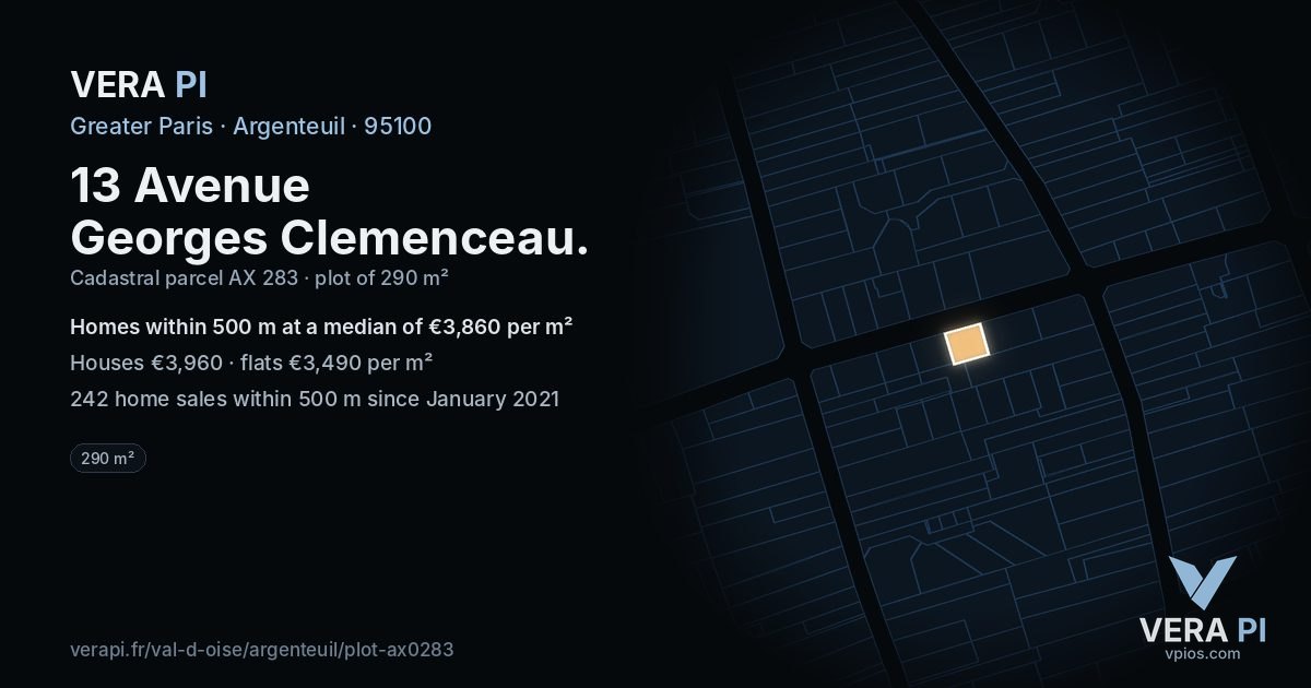 13 Avenue Georges Clemenceau, Argenteuil at night – the plot lit, the parcels around coloured by the prices near them