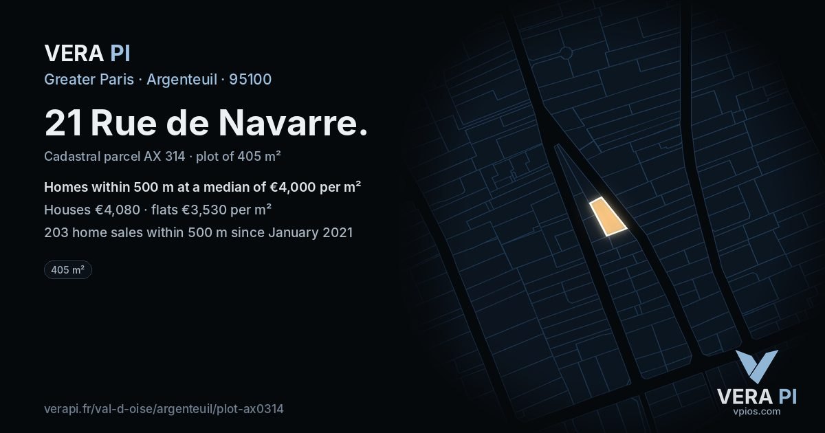 21 Rue de Navarre, Argenteuil at night – the plot lit, the parcels around coloured by the prices near them