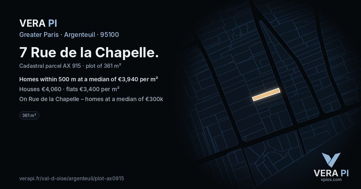7 Rue de la Chapelle, Argenteuil at night – the plot lit, the parcels around coloured by the prices near them