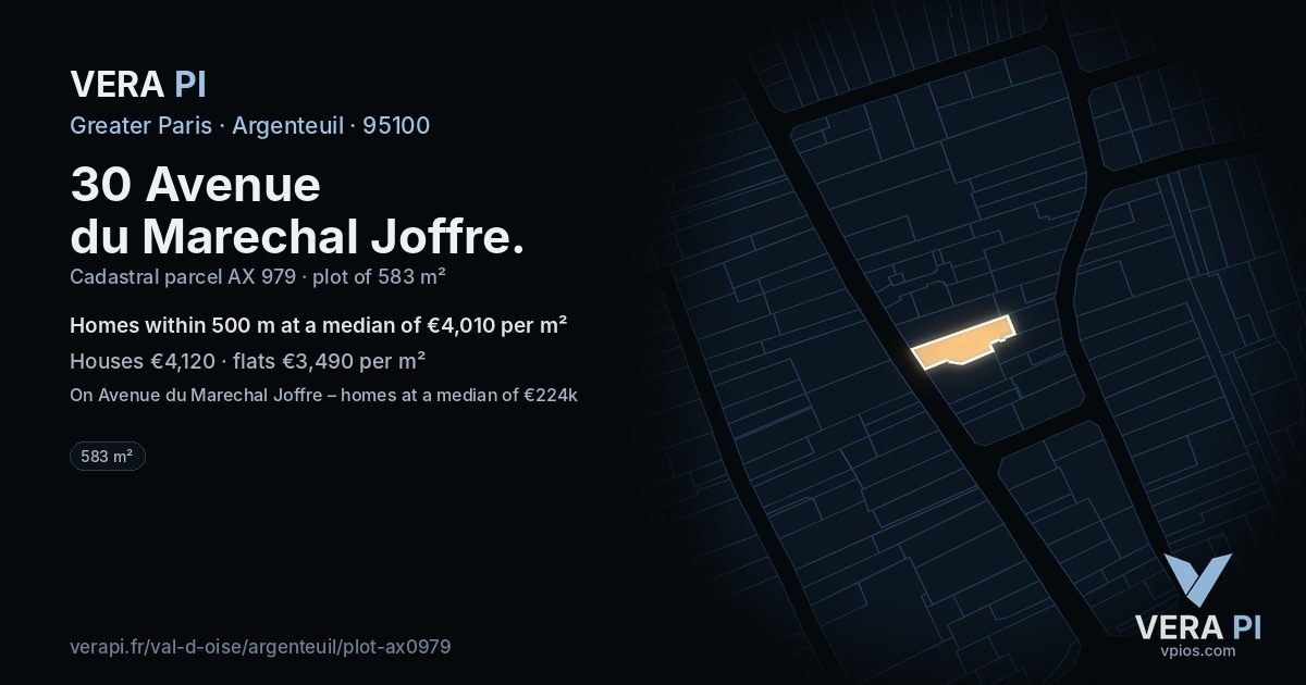30 Avenue du Marechal Joffre, Argenteuil at night – the plot lit, the parcels around coloured by the prices near them