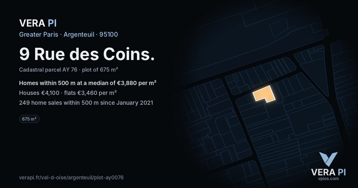 9 Rue des Coins, Argenteuil at night – the plot lit, the parcels around coloured by the prices near them