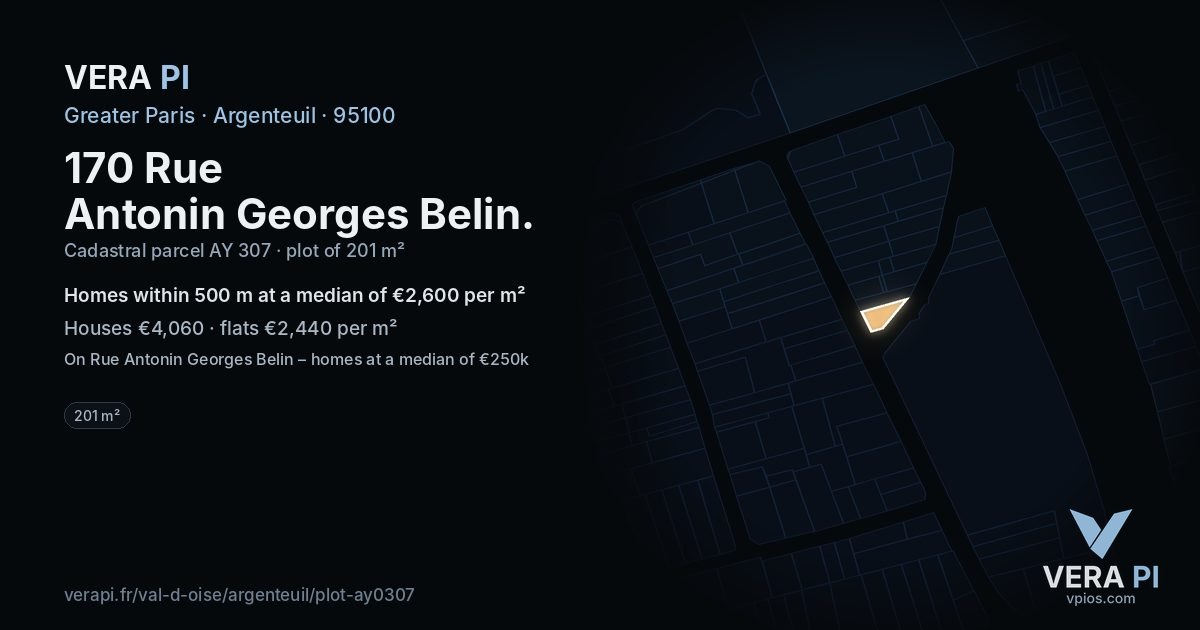 170 Rue Antonin Georges Belin, Argenteuil at night – the plot lit, the parcels around coloured by the prices near them