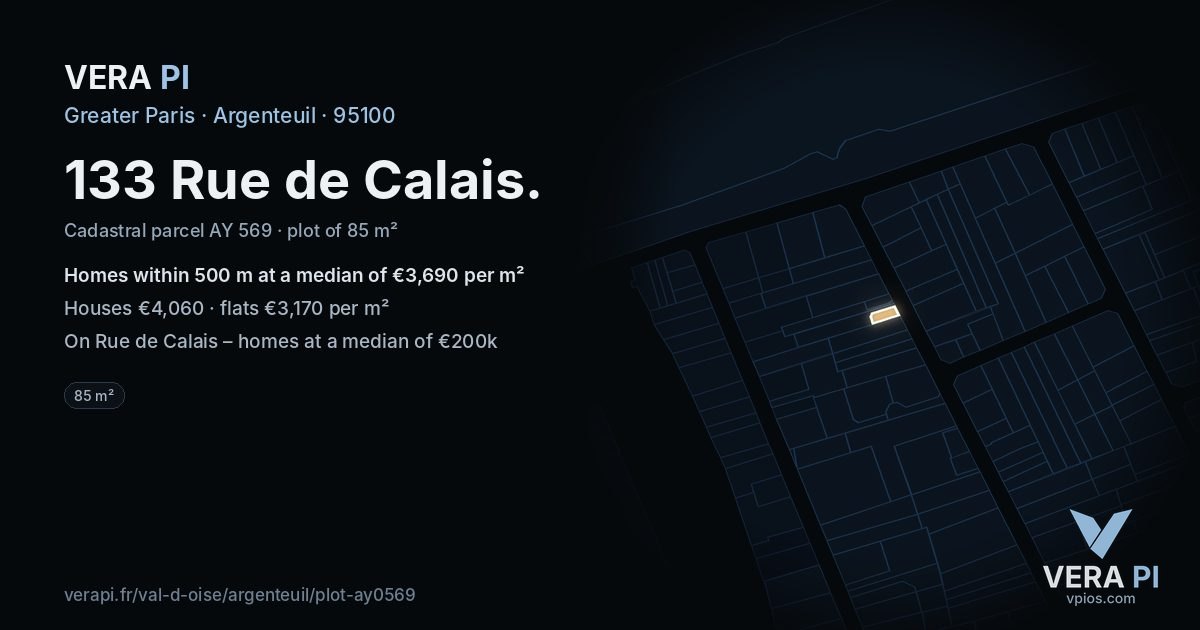 133 Rue de Calais, Argenteuil at night – the plot lit, the parcels around coloured by the prices near them