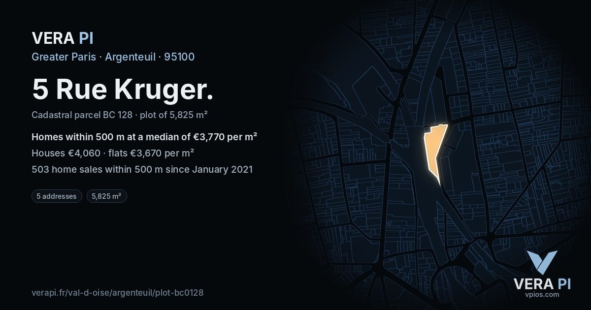 5 Rue Kruger, Argenteuil at night – the plot lit, the parcels around coloured by the prices near them
