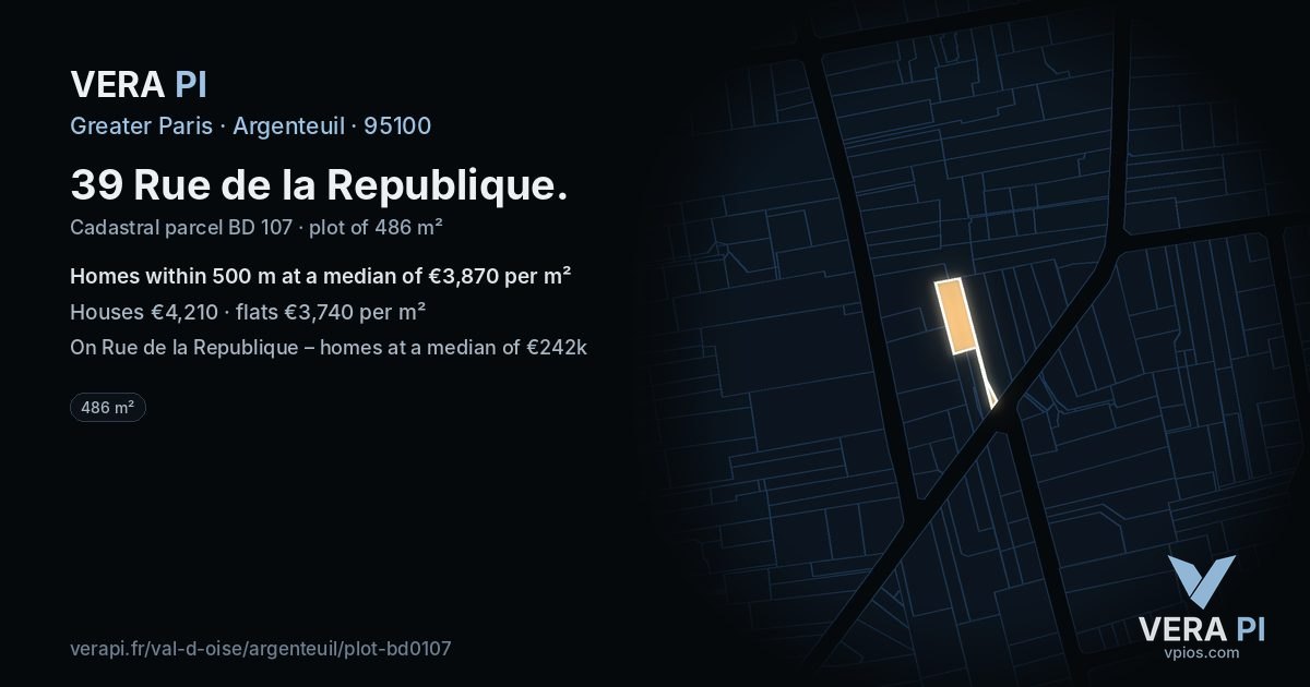 39 Rue de la Republique, Argenteuil at night – the plot lit, the parcels around coloured by the prices near them