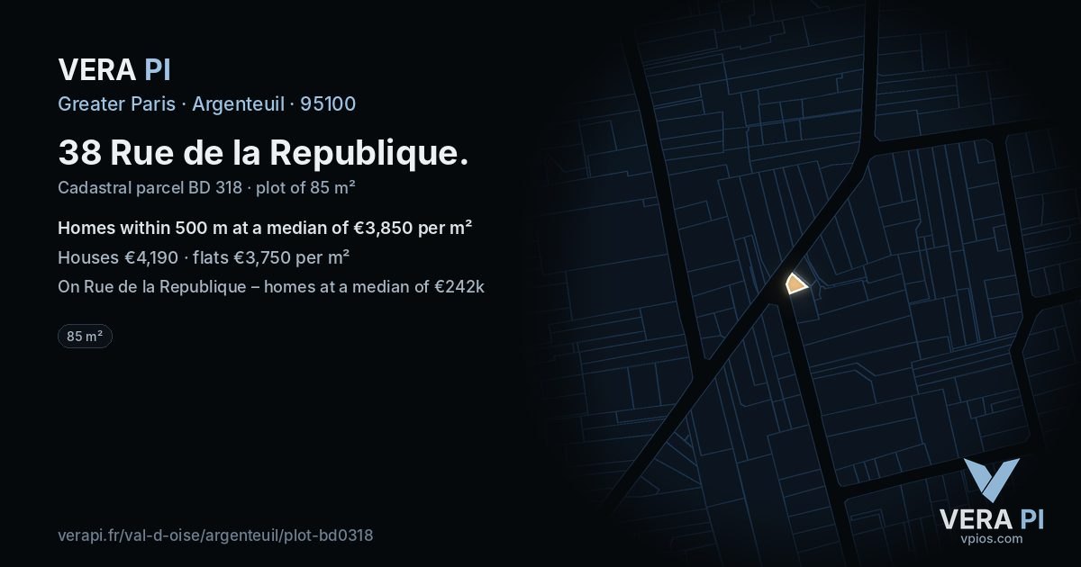 38 Rue de la Republique, Argenteuil at night – the plot lit, the parcels around coloured by the prices near them