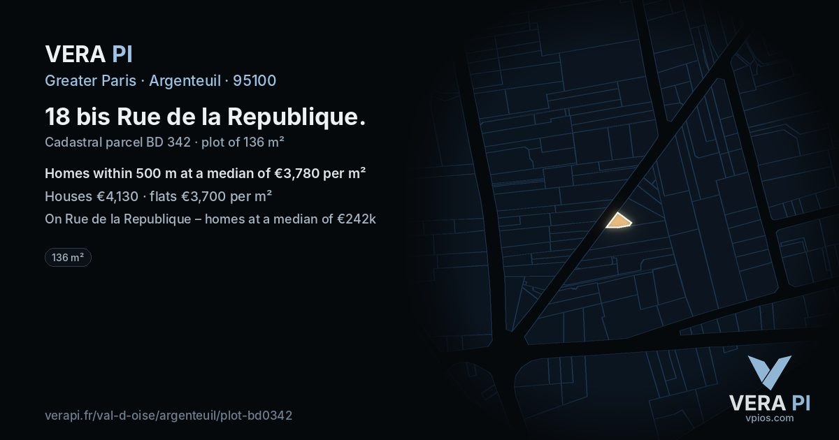 18 bis Rue de la Republique, Argenteuil at night – the plot lit, the parcels around coloured by the prices near them