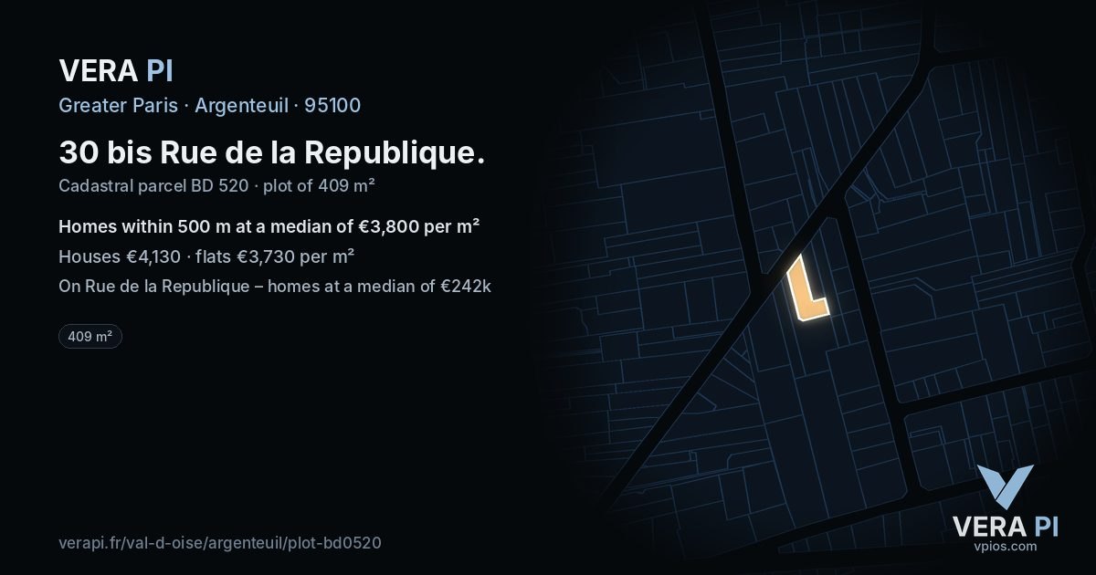 30 bis Rue de la Republique, Argenteuil at night – the plot lit, the parcels around coloured by the prices near them