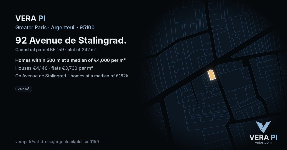 92 Avenue de Stalingrad, Argenteuil at night – the plot lit, the parcels around coloured by the prices near them