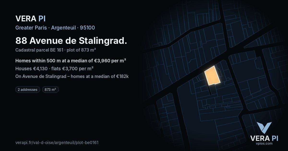 88 Avenue de Stalingrad, Argenteuil at night – the plot lit, the parcels around coloured by the prices near them