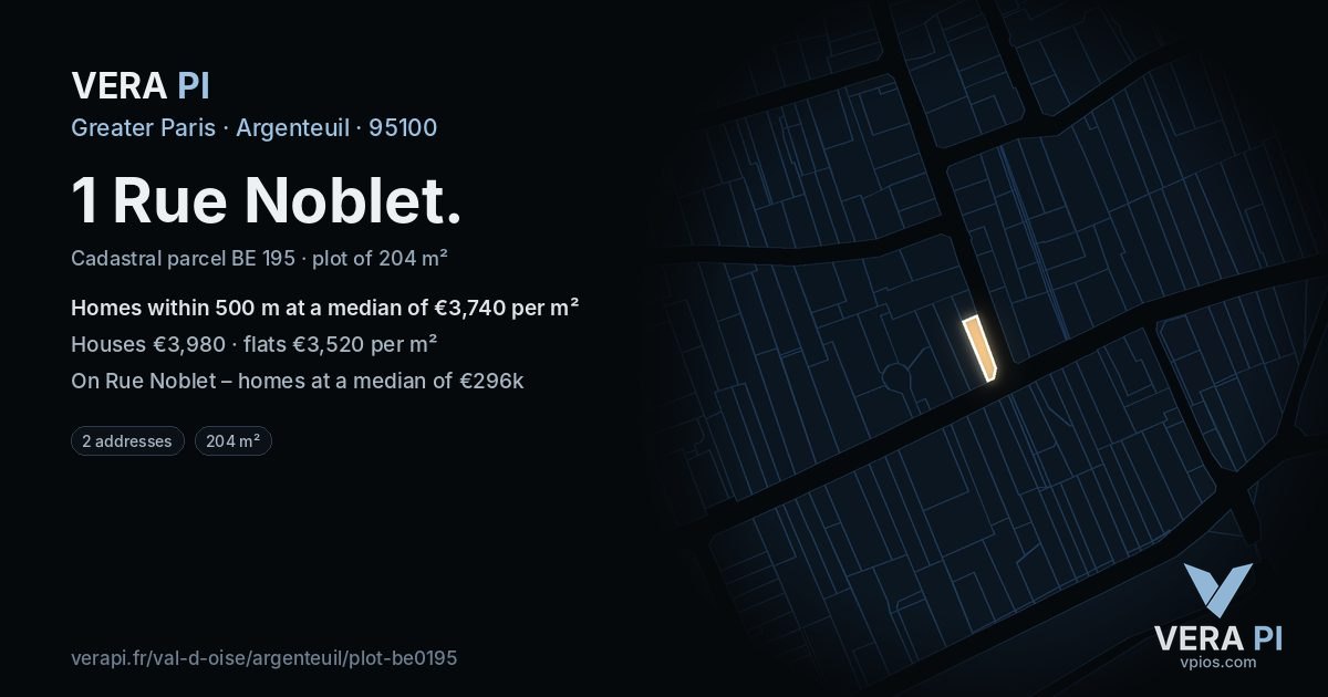 1 Rue Noblet, Argenteuil at night – the plot lit, the parcels around coloured by the prices near them