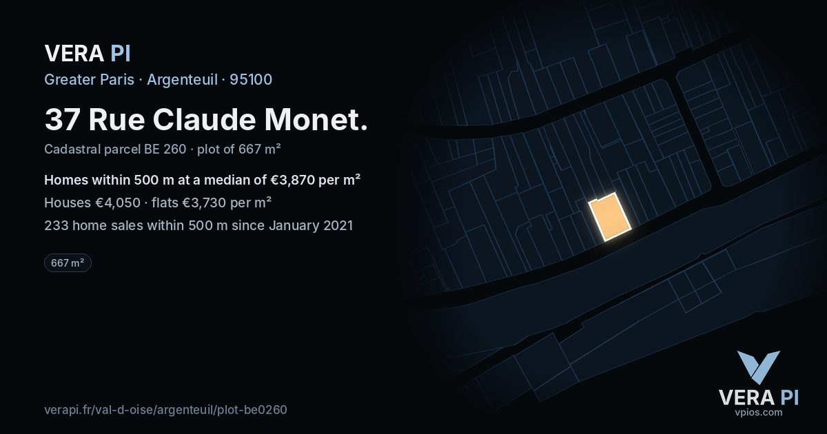 37 Rue Claude Monet, Argenteuil at night – the plot lit, the parcels around coloured by the prices near them
