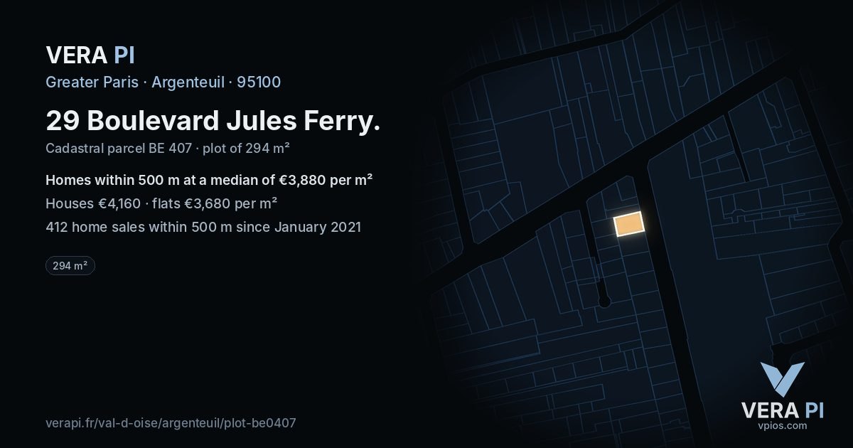 29 Boulevard Jules Ferry, Argenteuil at night – the plot lit, the parcels around coloured by the prices near them