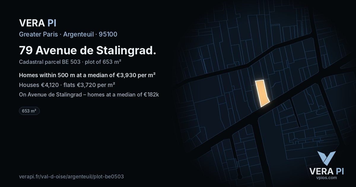 79 Avenue de Stalingrad, Argenteuil at night – the plot lit, the parcels around coloured by the prices near them