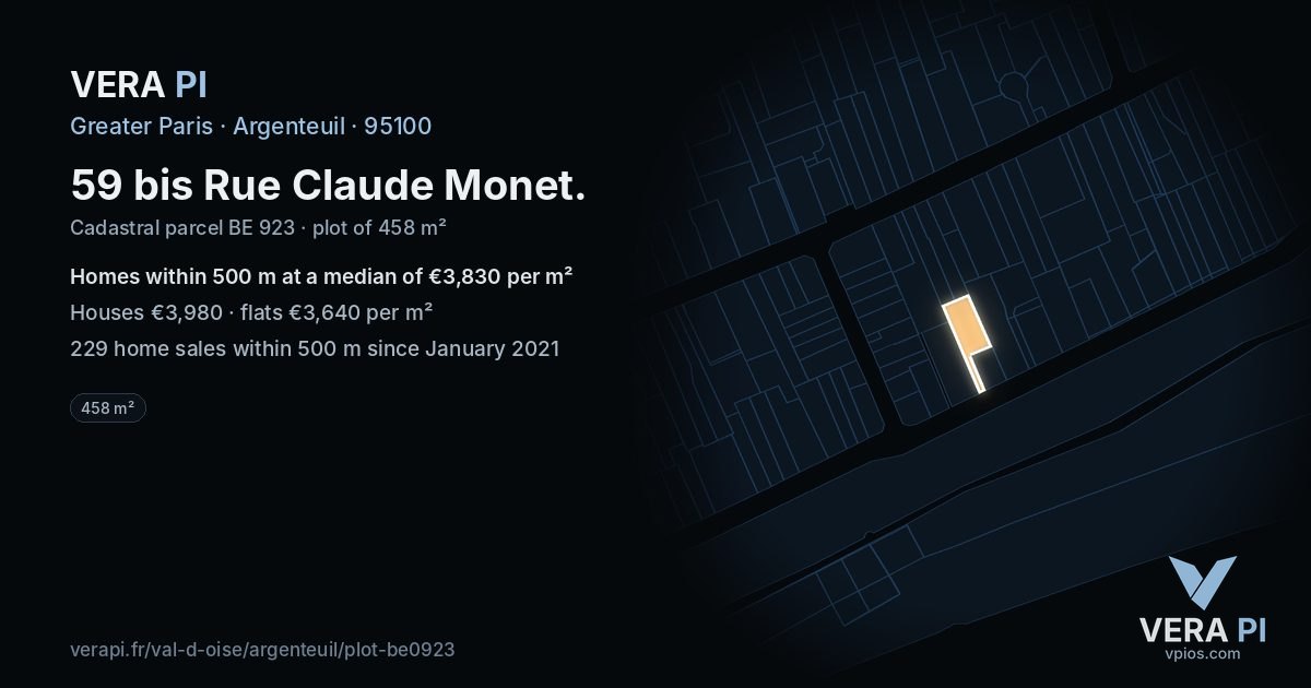 59 bis Rue Claude Monet, Argenteuil at night – the plot lit, the parcels around coloured by the prices near them