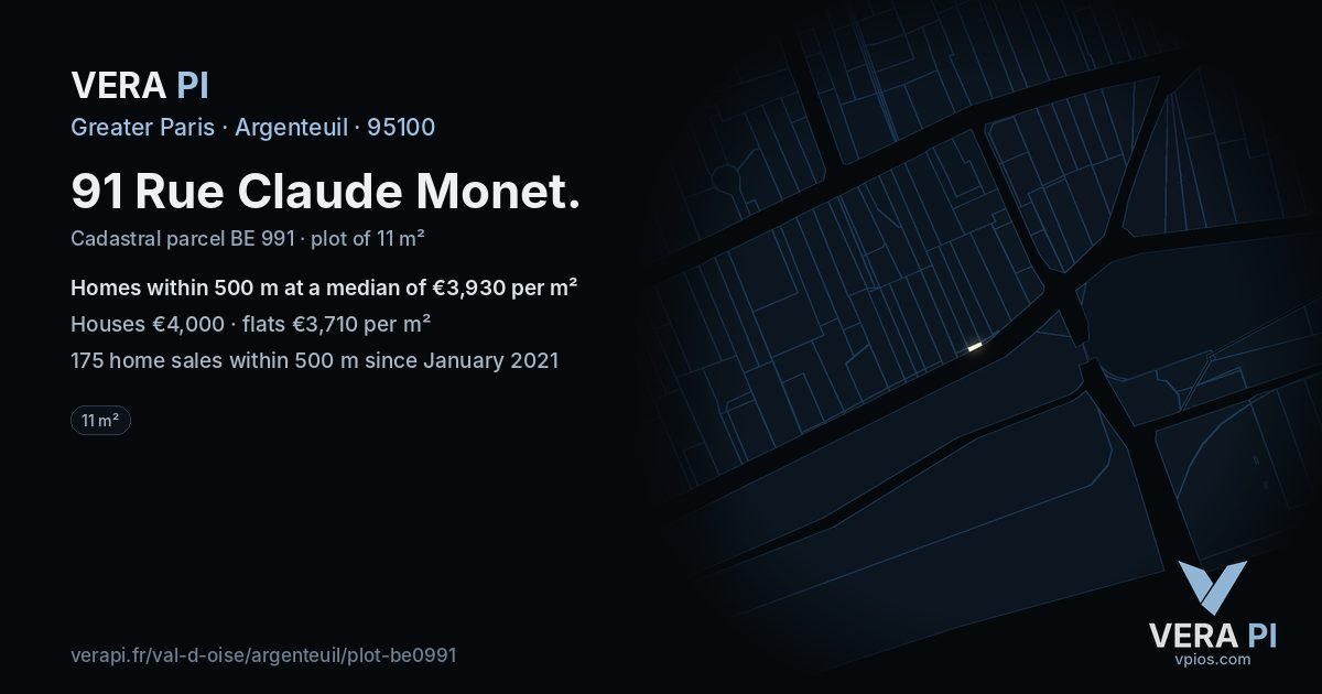 91 Rue Claude Monet, Argenteuil at night – the plot lit, the parcels around coloured by the prices near them