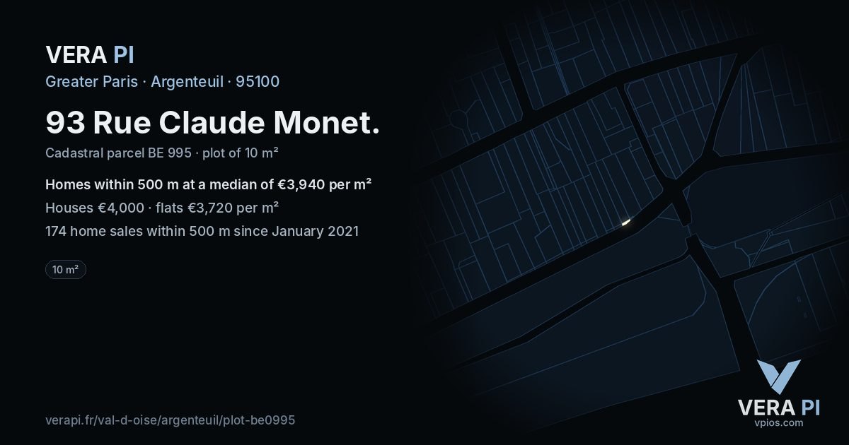 93 Rue Claude Monet, Argenteuil at night – the plot lit, the parcels around coloured by the prices near them