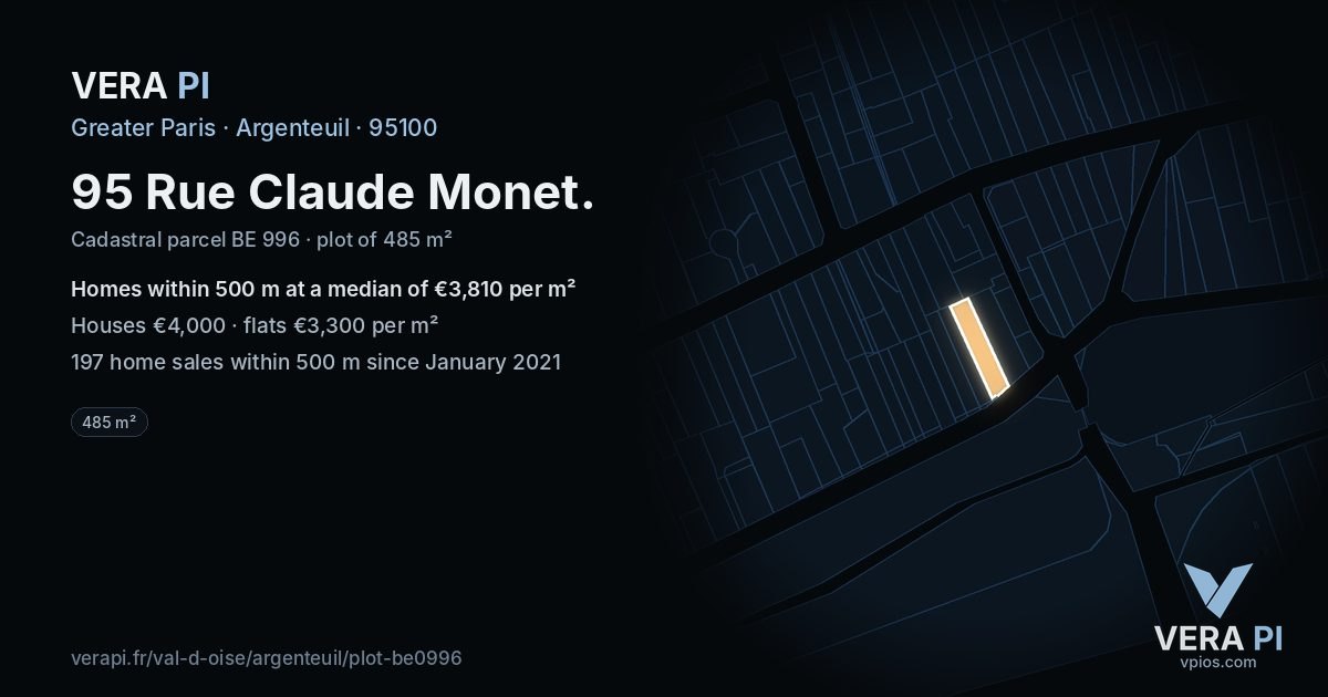 95 Rue Claude Monet, Argenteuil at night – the plot lit, the parcels around coloured by the prices near them