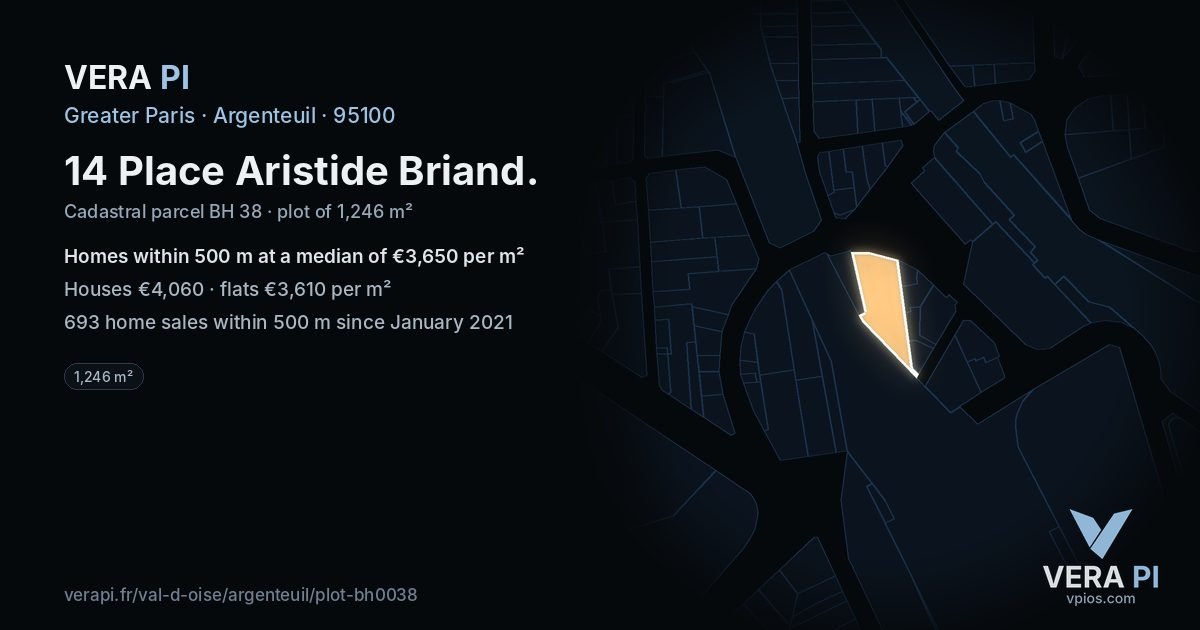 14 Place Aristide Briand, Argenteuil at night – the plot lit, the parcels around coloured by the prices near them