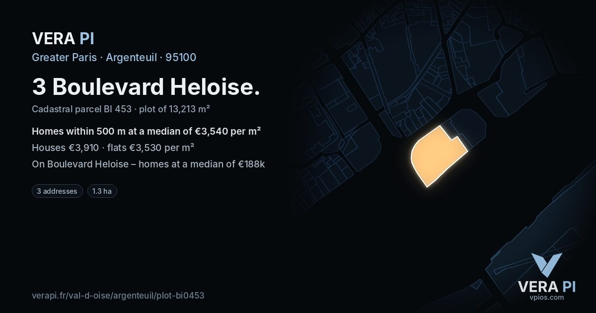 3 Boulevard Heloise, Argenteuil at night – the plot lit, the parcels around coloured by the prices near them
