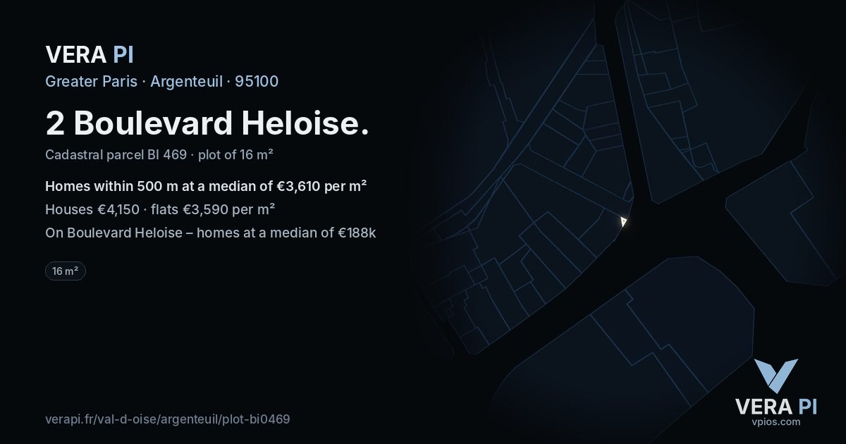 2 Boulevard Heloise, Argenteuil at night – the plot lit, the parcels around coloured by the prices near them