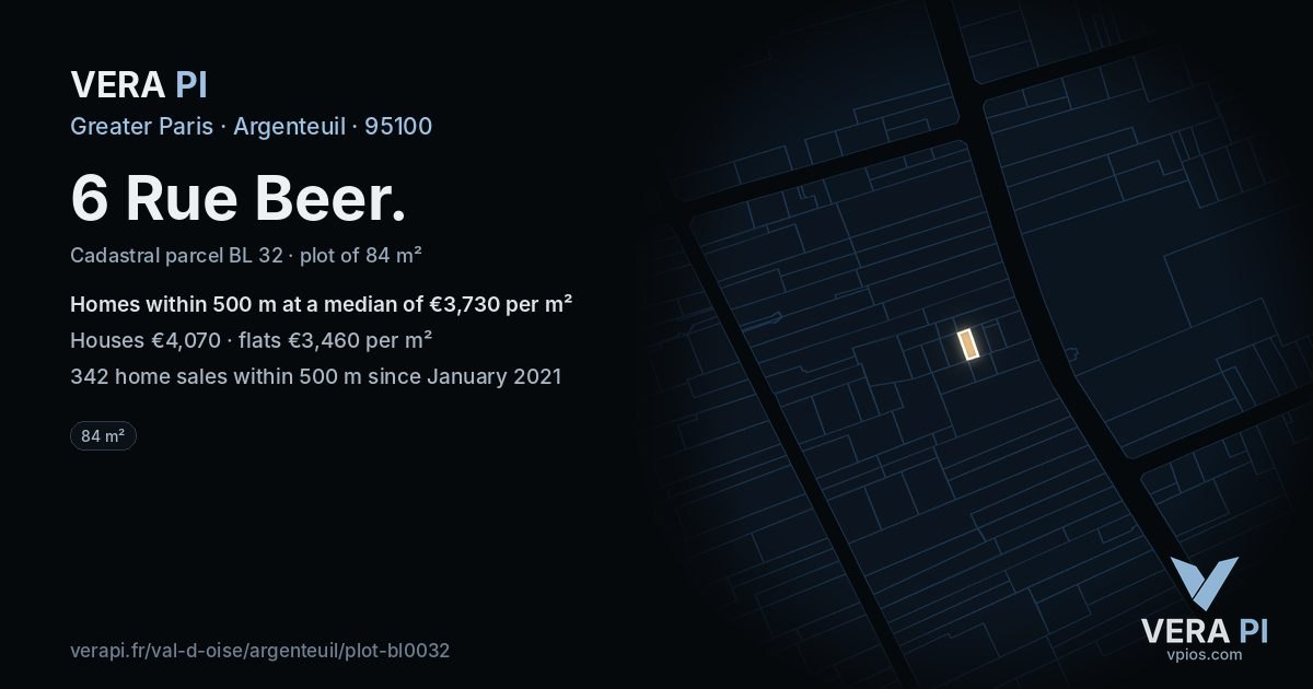 6 Rue Beer, Argenteuil at night – the plot lit, the parcels around coloured by the prices near them