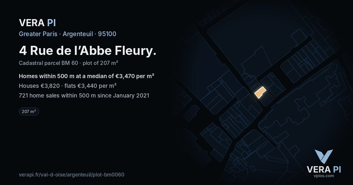 4 Rue de l’Abbe Fleury, Argenteuil at night – the plot lit, the parcels around coloured by the prices near them