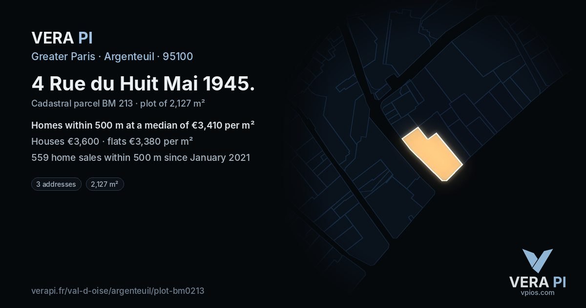 4 Rue du Huit Mai 1945, Argenteuil at night – the plot lit, the parcels around coloured by the prices near them