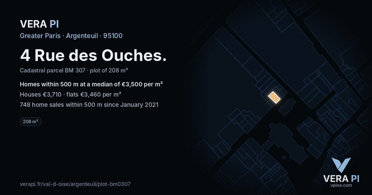 4 Rue des Ouches, Argenteuil at night – the plot lit, the parcels around coloured by the prices near them