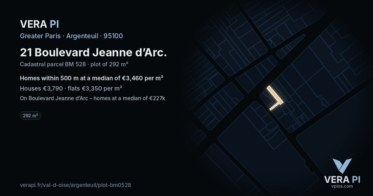21 Boulevard Jeanne d’Arc, Argenteuil at night – the plot lit, the parcels around coloured by the prices near them
