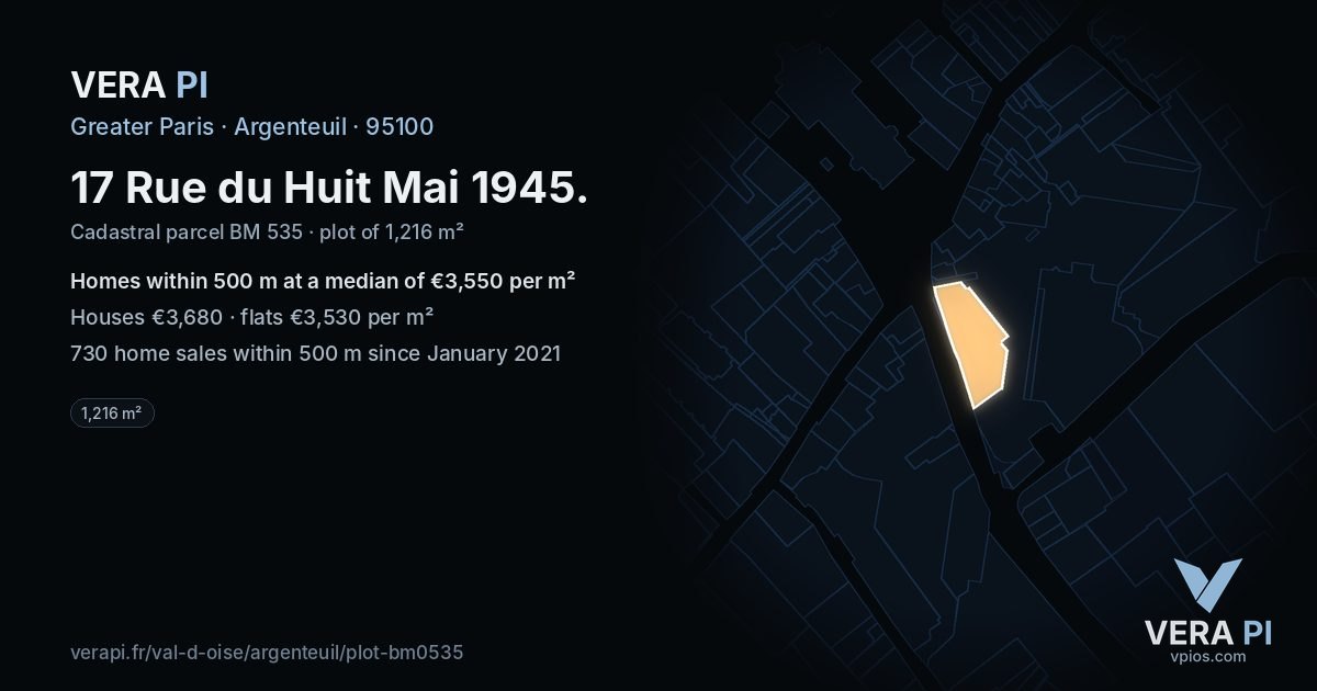 17 Rue du Huit Mai 1945, Argenteuil at night – the plot lit, the parcels around coloured by the prices near them