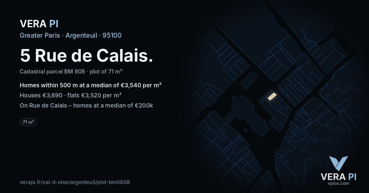 5 Rue de Calais, Argenteuil at night – the plot lit, the parcels around coloured by the prices near them