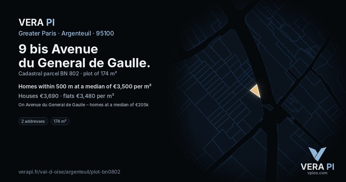 9 bis Avenue du General de Gaulle, Argenteuil at night – the plot lit, the parcels around coloured by the prices near them